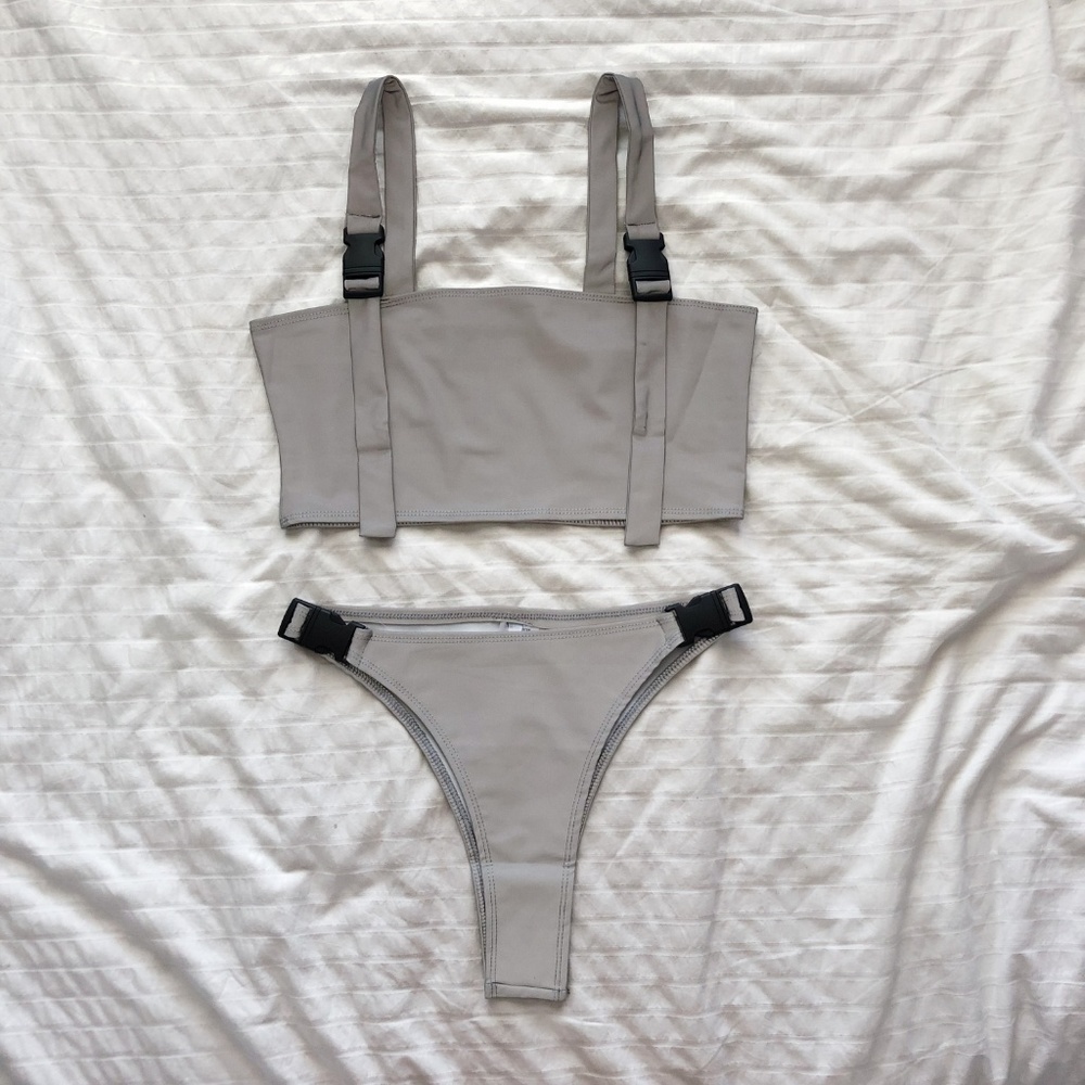 Reflective Buckle Bikini - Picture 3 of 4